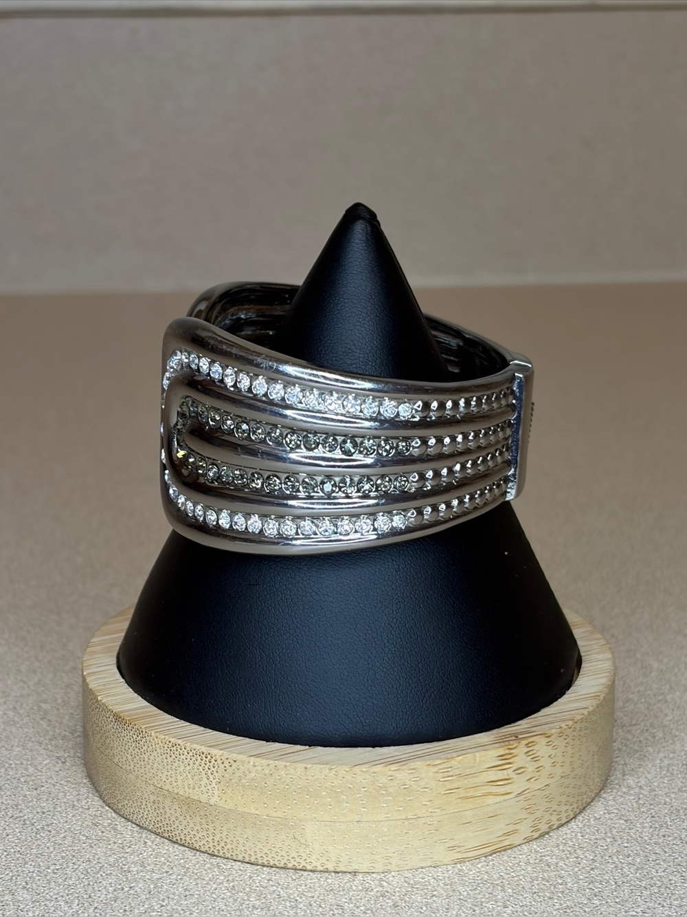 Premier Designs “Dazzle” 2013 Cuff Bracelet - Picture 4 of 10